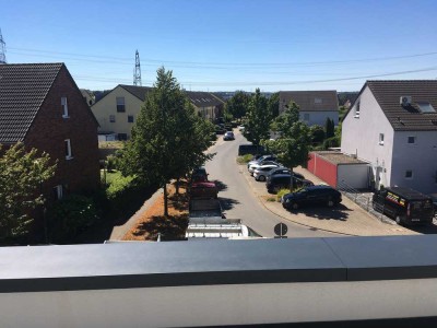 Exklusives Penthouse mit 2 Zimmern und Balkon in Hürth