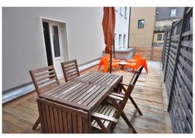 Seltene Gelegenheit: 3 Zimmer mit großer Terrasse und 2 Bädern