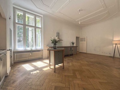 TOLLE, SEHR GROSSZÜGIGE 5-6 ZIM. ALTBAU-WHG. + BALKON UNWEIT MEYERINCKPLATZ