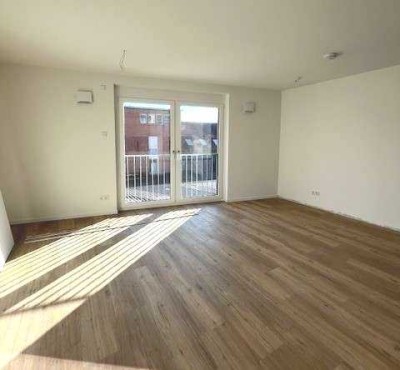Helle 2 Zimmer Wohnung mit Einbauküche und Balkon! -Erstbezug & Neubau-