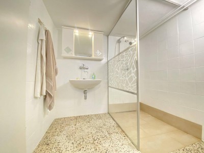 Junges Wohnen/Atelier - dort wo andere Ferien machen!
