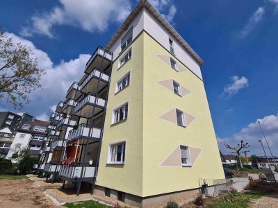 Helle 3-Zimmer-Wohnung mit neuem Tageslichtbad und Balkon in Monheim a. Rhein