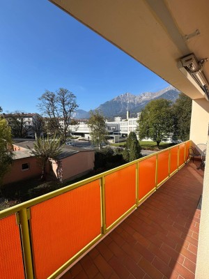 Schöne 4-Zimmer-Wohnung mit Balkon und EBK in Innsbruck