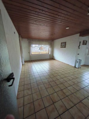 4-Zimmer Wohnung mit Balkon und Garage in Herrenberg-Mönchberg