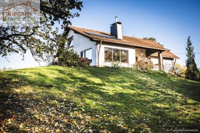 Ein Haus zum Ankommen: Platz, Natur und Lebensqualität pur