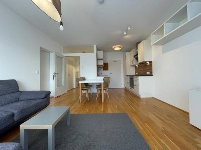 Hochwertige 2-Zimmer-Wohnung mit Terrasse, Loggia, Eigengarten &amp; Einzelgarage