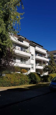 Helle, ruhige 3-Zimmer-Wohnung mit Süd-Balkon in Beuel in direkter Rheinnähe