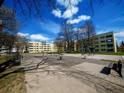 Ideal für Familien - mit tollen Grünflächen und Spielplatz für Ihre Kinder