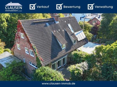 Stadtnah leben, im Grünen genießen - verwunschene DHH in NMS-Innenstadt!