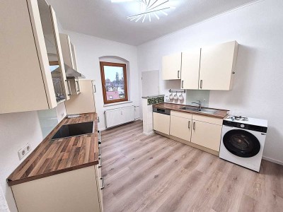 Elegante 3-Zimmerwohnung in zentraler Lage - Duschbad - Einbauküche - Erstbezug nach Modernisierung