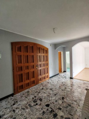 Großzügige 5-Zimmer Wohnung mit riesigem Balkon in Barop