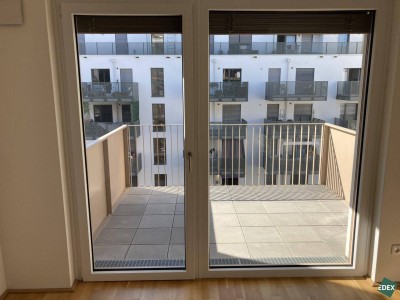 Schöne 2-Zimmer-Wohnung mit Balkon nahe U1 Rennbahnweg