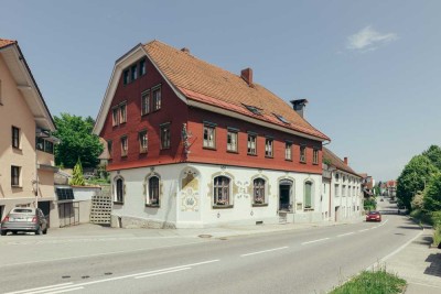 Vielseitiges Mehrgenerationenhaus mit Gewerbeeinheiten