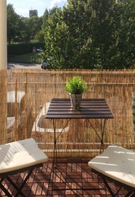 Neu renoviertes Apartment mit Balkon.