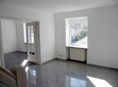 Stilvolle Maisonette-Wohnung im Herzen von Baden-Baden – Modernisierte Altbauperle mit Balkon
