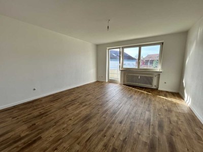 Helle Wohnung mit 2 Zimmern und Balkon