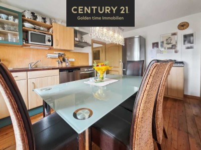 Zentral gelegenes Einfamilienhaus in Hanglage mit Sanierungsbedarf