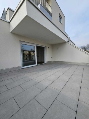 Attraktive Neubauwohnung mit großzügiger Dachterrasse und hochwertiger, offener Einbauküche