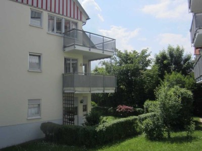 Traumhaft schön... 3-Zi. Wohnung mit BALKON und PKW-Stellplatz