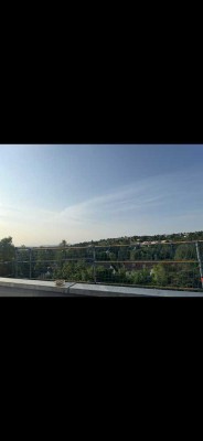 Maisonette-Dachgeschosswohnung mit traumhafter Aussicht, Loggia & hochwertiger Ausstattung