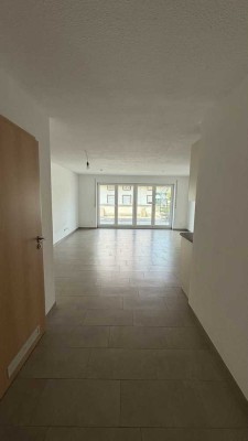 Helle - 3-Zimmer-Wohnung mit großer Dachterrasse