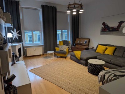 Altbau: Große und helle 3-Zimmer Wohnung in Schwerin