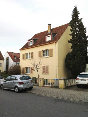Helle 2-Zimmer Wohnung in Mannheim-Almenhof