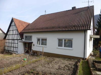 Wohnhaus in Ortsmitte Metzingen-Glems