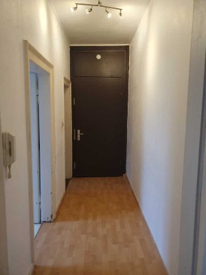 1-Zimmer-Küche-Bad- Wohnung, sanierter Altbau, IsoFenster, in den Quadraten in Mannheim