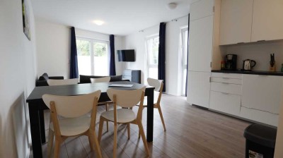 Neuwertiges 3-FH in idyllischer Lage komplett zu vermieten