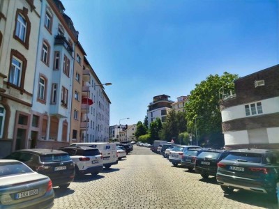 Stilvoll leben im Altbau – mit eigenem Garten in Sachsenhausen