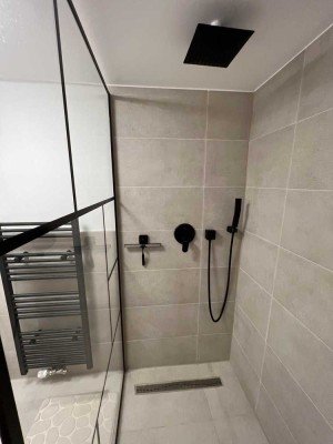 Schöne möblierte 2-Zimmer-Wohnung mit Einbauküche in Stuttgart