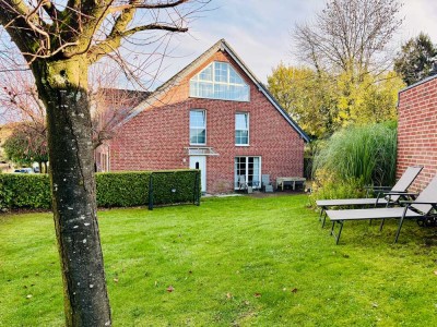 HÖSEL - wunderschöne DHH mit großem Garten in bester Lage