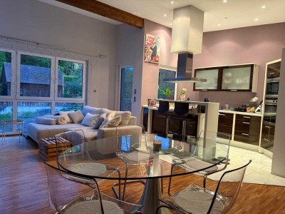 Schöne u. helle 4 Zimmer-Wohnung mit Balkon und EBK in Kulmbach