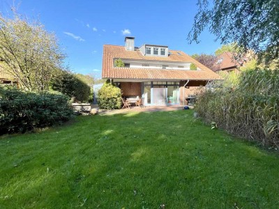 Lichtdurchflutete Erdgeschosswohnung in Volksdorf!