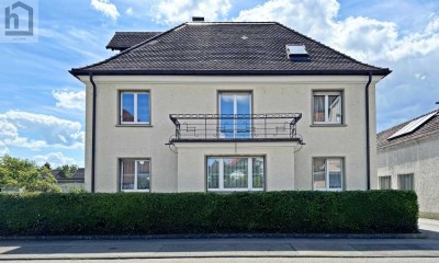 Schönes MFH (3 Einheiten - teilweise saniert) mit Garten und Doppelgarage in Rielasingen-Worblingen
