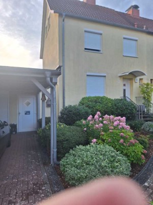 Von Privat: Gepflegte Doppelhaushälfte in Celle-Neuenhäusen