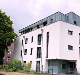 Wohnen mit Komfort: Erdgeschosswohnung mit Wintergarten und Top-Lage!