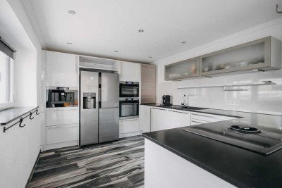 Charmantes EFH mit Kamin, Sauna und Whirlpool