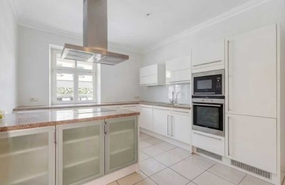 Großzügige EG-Wohnung in der Friedberger Altstadt – 126 m²