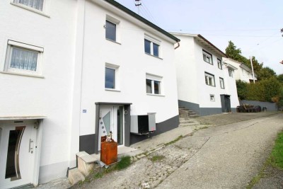 Kernsanierte Dopppelhaushälfte mit Wärmepumpe in Seitingen