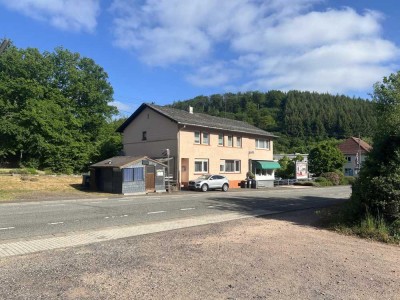 Attraktives Wohn-& Geschäftshaus in zentraler Lage von Türkismühle