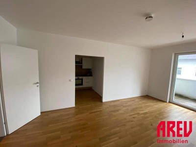 2 ZIMMER STADTWOHNUNG MIT TOLLEM BALKON ZUM WOHLFÜHLEN - KÜCHE INKL.