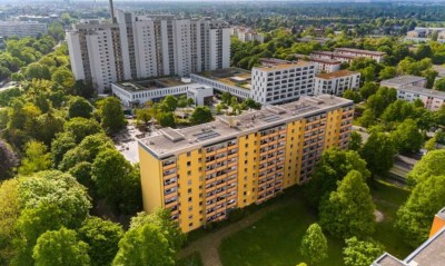ILIEV IMMOBILIEN:  Schön geschnittene und vermietete 3-Zimmerwohnung mit Balkon AM WESTKREUZ