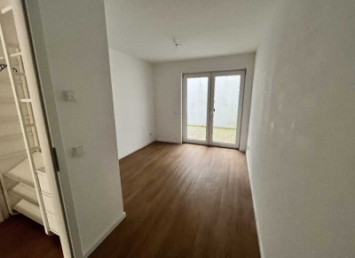 Nähe Kliniken // schöne knapp 100 qm / 3ZiKüBB