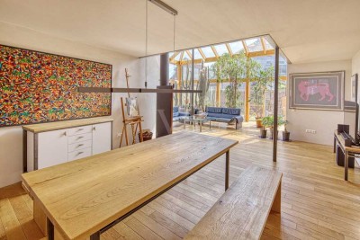 Einzigartiges Einfamilienhaus mit beeindruckendem Wintergarten und hochwertiger Garage