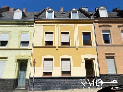 Viel Platz für Ihre Ideen: Großzügiges Haus in Mayen mit Garage & Keller