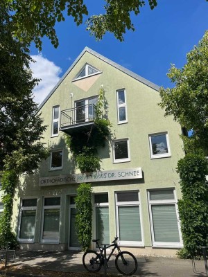 Lichtdurchflutete Dachgeschoss-Maisonette in Kleinmachnow – Am Fuchsbau