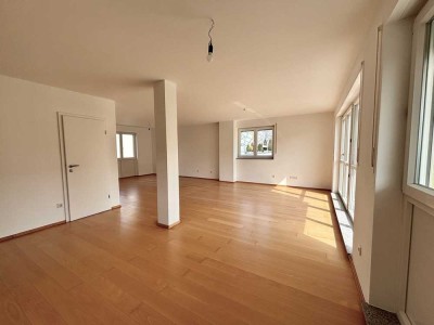 Gepflegtes Zuhause - 
Dachgeschosswohnung über 2 Etagen