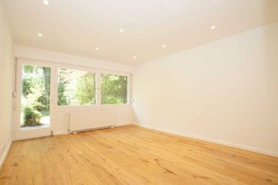 Frisch saniertes, ruhiges Appartement mit eigenem West-Garten und Einbauküche, direkt an der U6